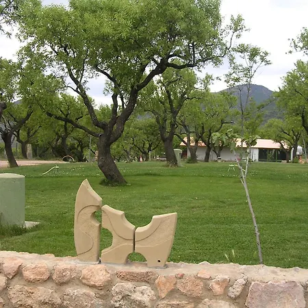 Camping Castillo De Loarre