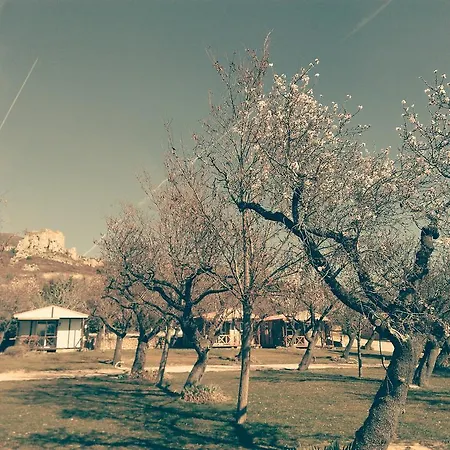Camping Castillo De Loarre